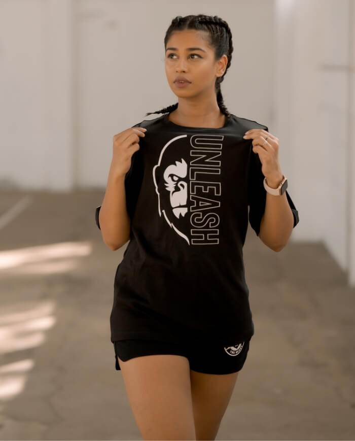 “UNLEASH” OVERSIZED TEE