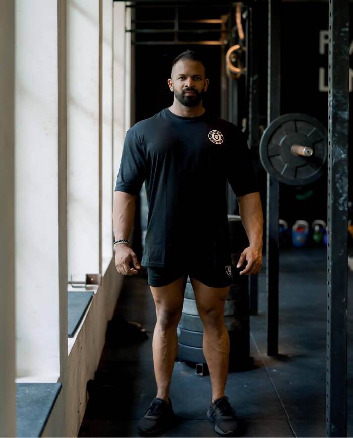 UB HYBRID OVERSIZED TEE